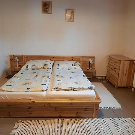 8 * Balatonberény