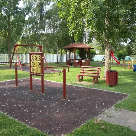 8 * Balatonbereny